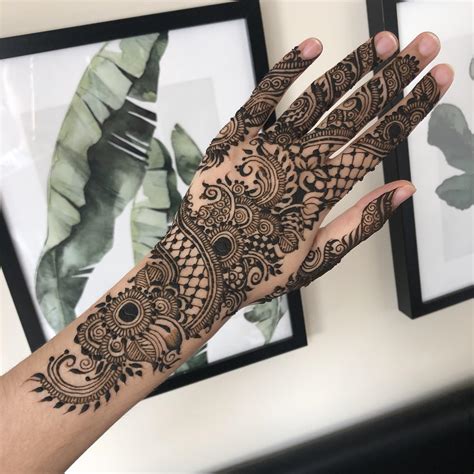 Reddit henna - I tend to straighten my hair a lot, I’ve gotten keratin treatments in the past, my hair definitely has a lot of heat damage. I would like to use henna to make my hair …